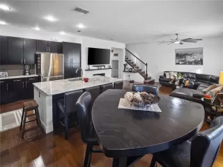 Photo #6: O6361771 Listing 