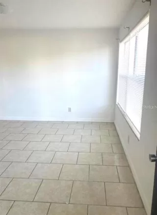 Photo #5: O6361965 Listing