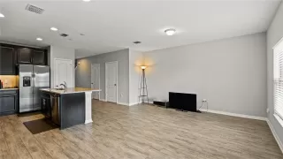 Photo #6: O6362144 Listing 