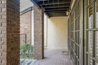 Photo #3: O6362206 Listing