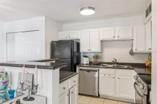 Photo #6: O6362262 Listing 