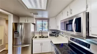 Photo #5: O6362363 Listing 