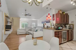 Photo #6: O6362381 Listing 