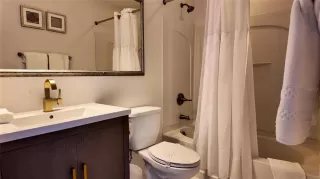 Photo #5: O6362390 Listing 