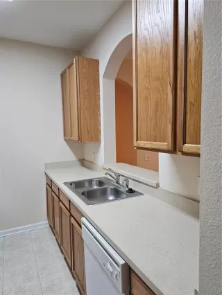 Photo #3: O6362457 Listing