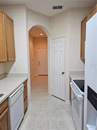 Photo #5: O6362457 Listing