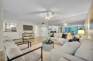 Photo #3: O6362844 Listing