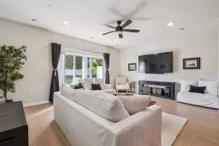 Photo #3: O6362981 Listing