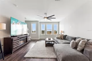 Photo #3: O6363312 Listing