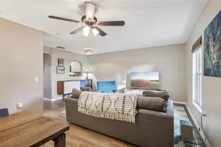 Photo #4: O6363318 Listing 