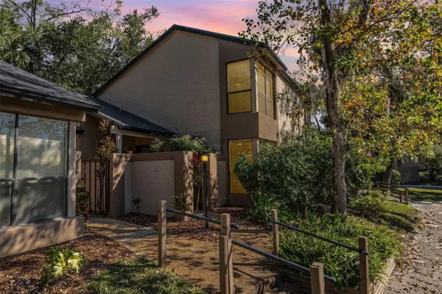 MLS: O6363401 Condo For Sale