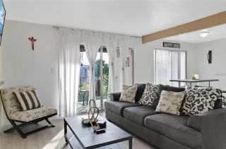 More Details about MLS # O6363423 : 2022 LUDLOW LANE UNIT 2022