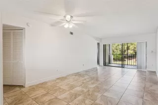 Photo #1: O6363425 Listing 