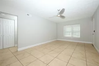 Photo #5: O6363435 Listing