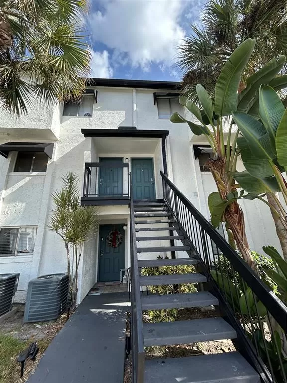 MLS: O6363465 Condo For Sale