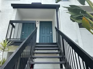 Photo #1: O6363465 Listing