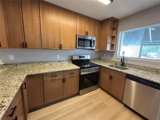 Photo #2: O6363465 Listing