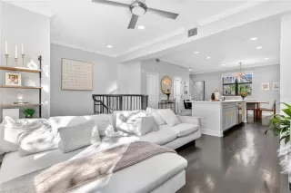 Photo #3: O6363498 Listing