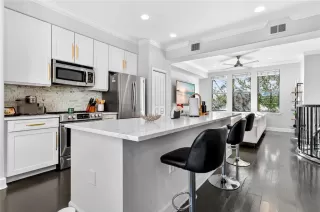 Photo #4: O6363498 Listing