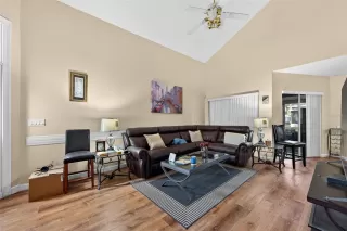 Photo #3: O6363626 Listing