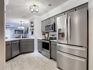 Photo #6: O6363679 Listing