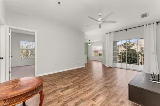 Photo #4: O6363706 Listing