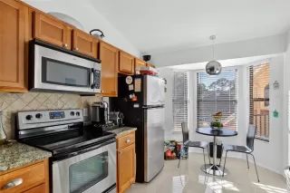 Photo #5: O6363719 Listing