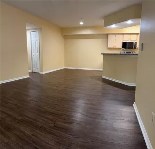 Photo #6: O6363930 Listing