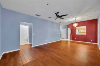 Photo #5: O6363949 Listing