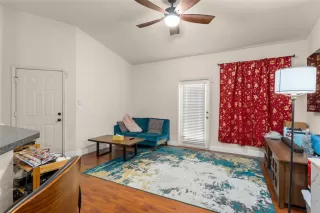 Photo #3: O6364061 Listing