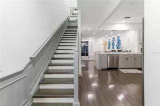 Photo #2: O6364068 Listing 