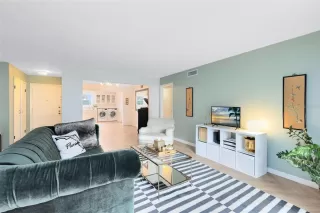 Photo #4: O6364158 Listing