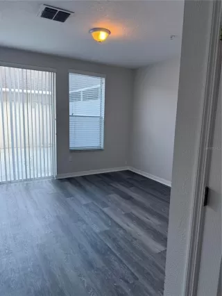 Photo #3: O6364166 Listing