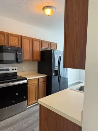 Photo #5: O6364166 Listing