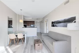 Photo #6: O6364478 Listing