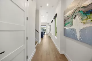 Photo #2: O6364557 Listing