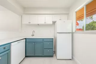 Photo #6: O6364570 Listing