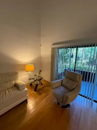 Photo #3: O6364576 Listing 