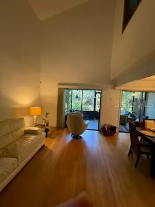 Photo #6: O6364576 Listing 