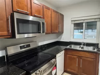 Photo #4: O6364714 Listing