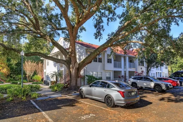 MLS: O6364810 Condo For Sale