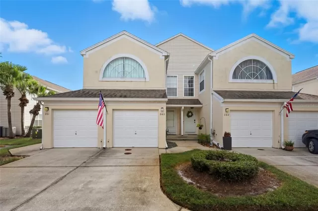 MLS: O6364902 Condo For Sale