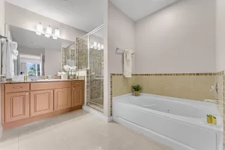 Photo #4: O6364967 Listing 