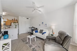 Photo #6: O6365037 Listing 