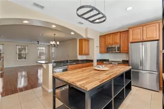 Photo #6: O6365080 Listing