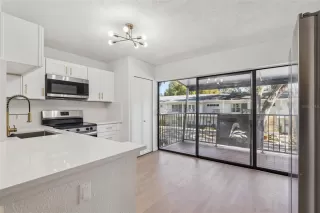 Photo #6: O6365085 Listing 