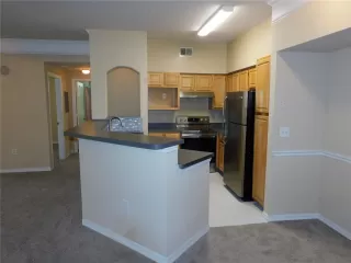 Photo #2: O6365407 Listing 