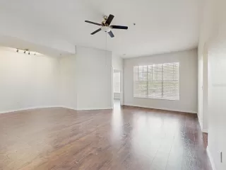 Photo #3: O6365471 Listing 