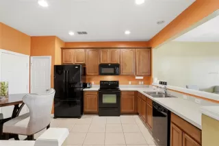 Photo #5: O6365502 Listing