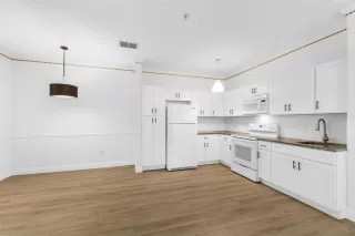 Photo #6: O6365613 Listing